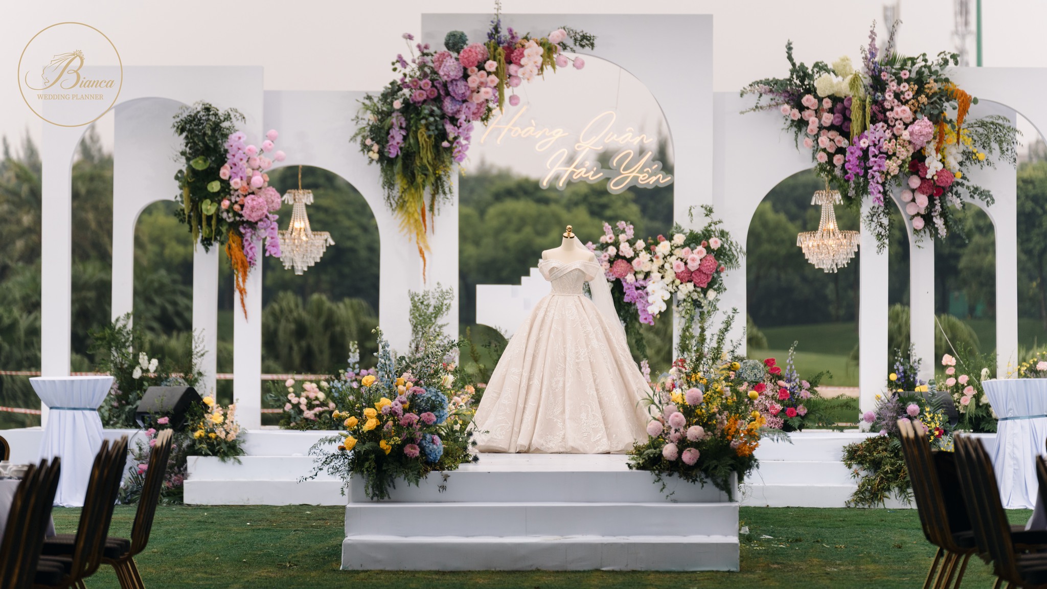 Thi công backdrop sân khấu đám cưới tại Hà Nội