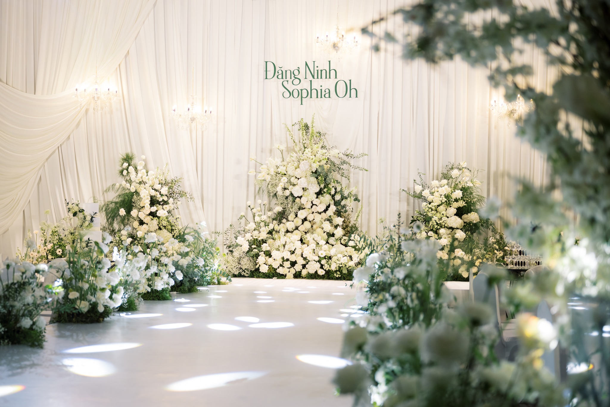 Thi công backdrop và không gian đám cưới tại Hà Nội bởi Xưởng Event