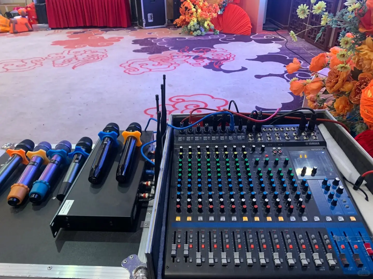 Lắp đặt âm thanh sự kiện