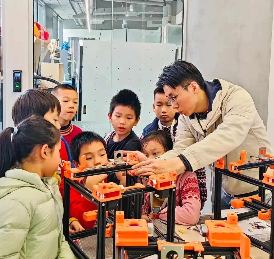 Lợi ích gian hàng STEM