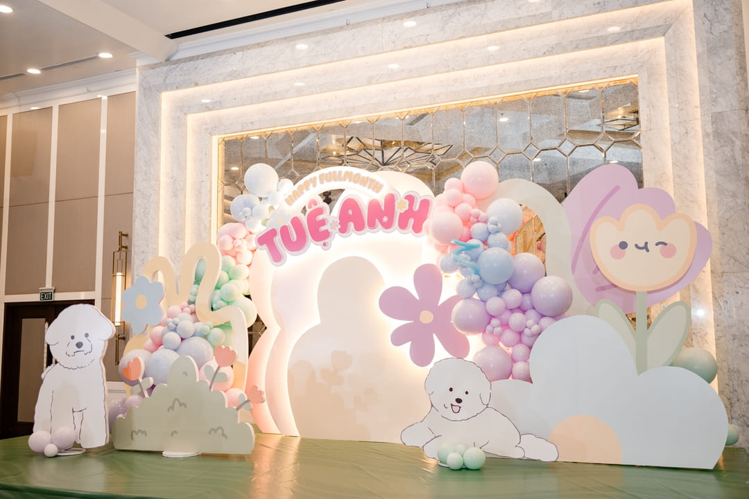 Tiệc đầy tháng bé Tuệ Anh