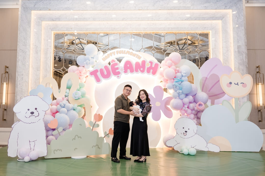 Tiệc đầy tháng bé Tuệ Anh