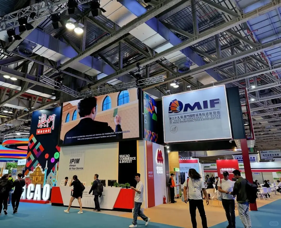 Trade show - Hội chợ triển lãm thương mại