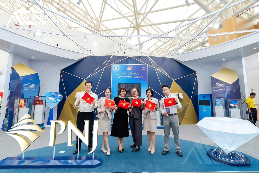Gian hàng triển lãm PNJ do Xưởng Event thi công