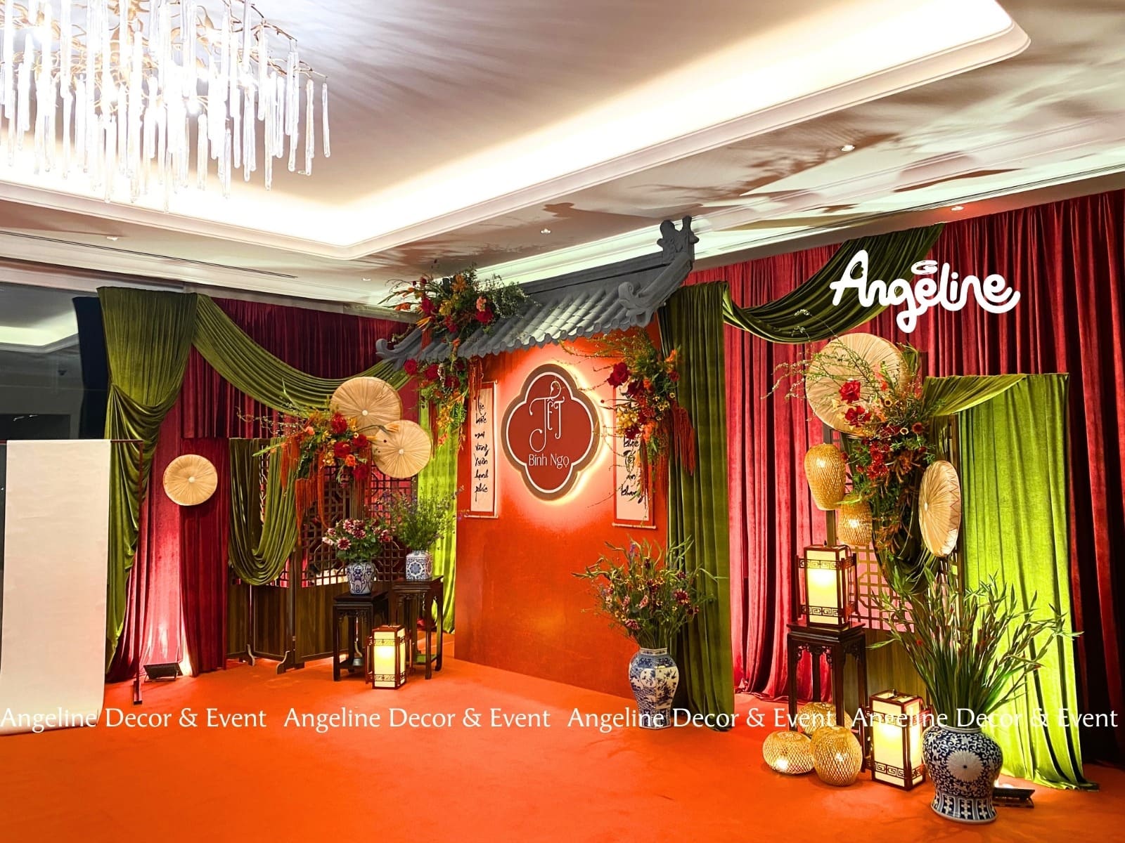 Trang trí tết Bính Ngọ 2026